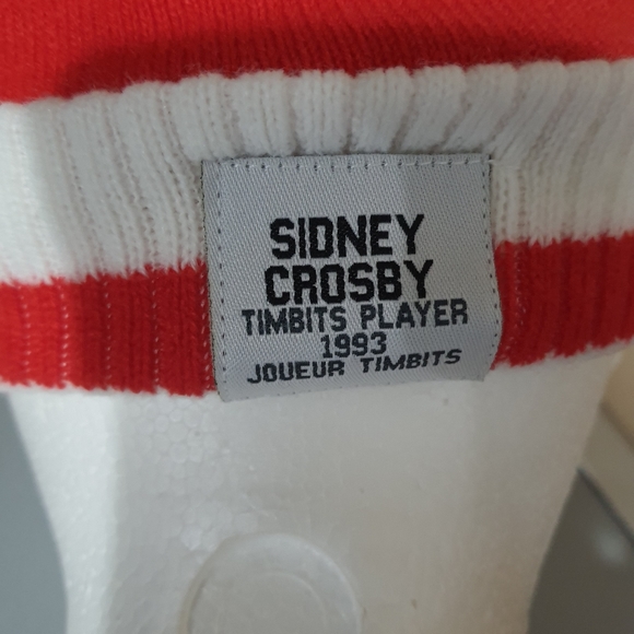 Tim Hortons/Sidney Crosby Toque - Picture 3 of 4